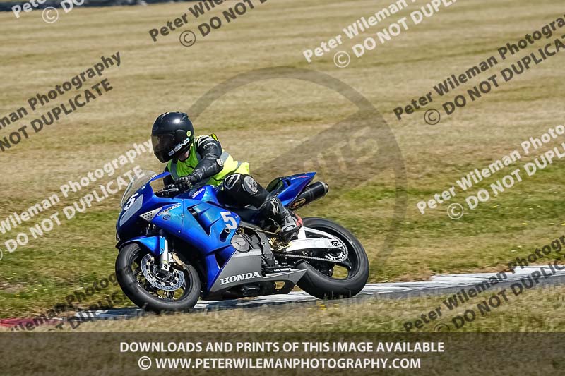 cadwell park;cadwell park photographs;cadwell trackday photographs;enduro digital images;event digital images;eventdigitalimages;peter wileman photography;racing digital images;trackday digital images;trackday photos